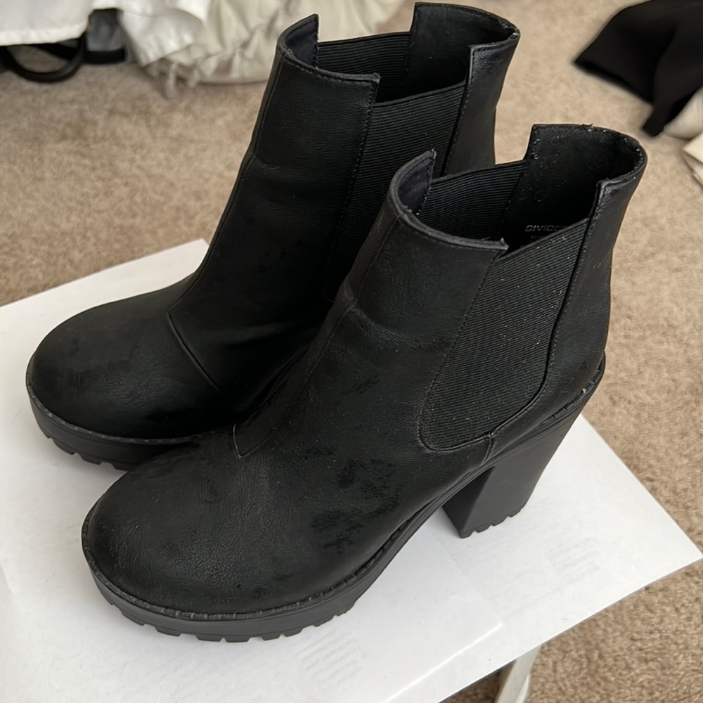 H&M Divided Chelsea Boots